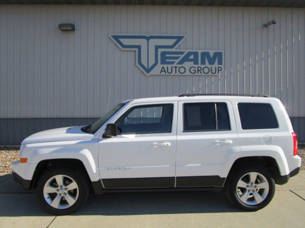 Used 2014 Jeep Patriot Latitude 4WD Latitude
