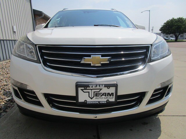 2014 Chevrolet Traverse LTZ photo 2