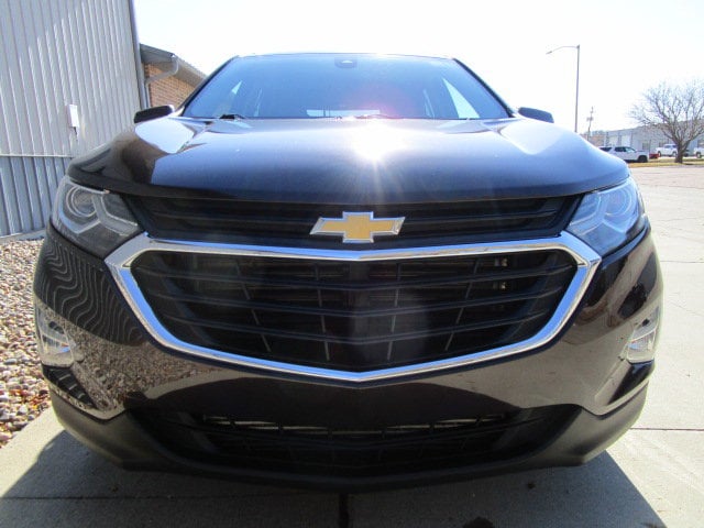 Used 2020 Chevrolet Equinox LT with VIN 2GNAXVEX5L6155598 for sale in Denison, IA