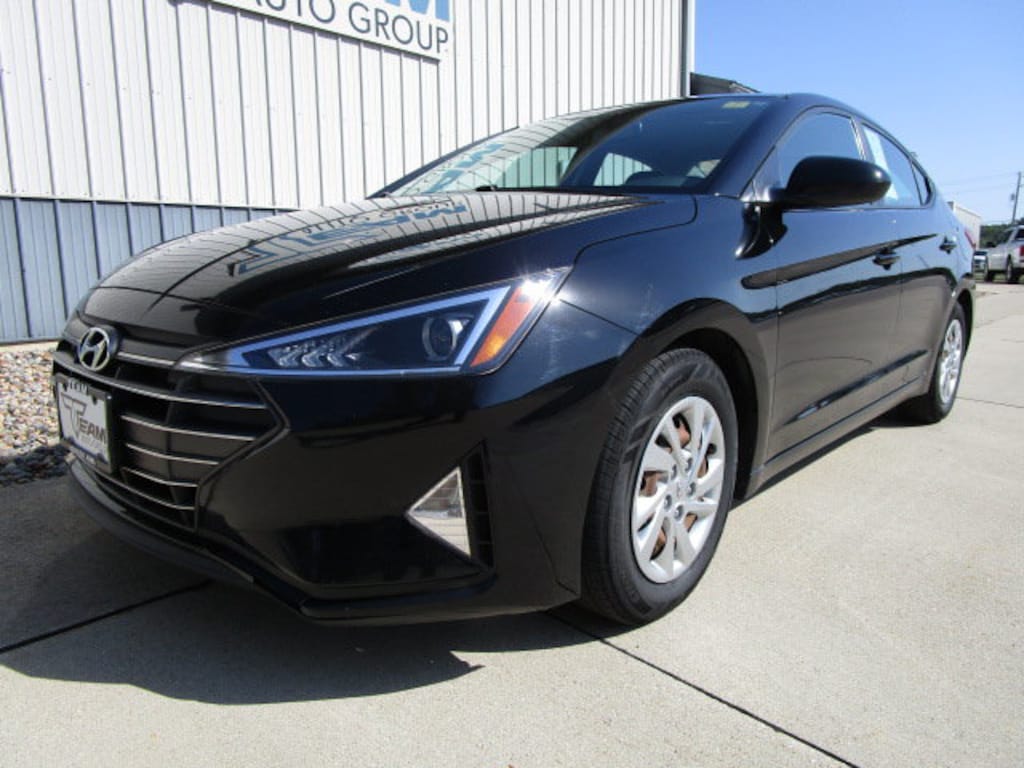 Used 2019 Hyundai Elantra SE SE Manual