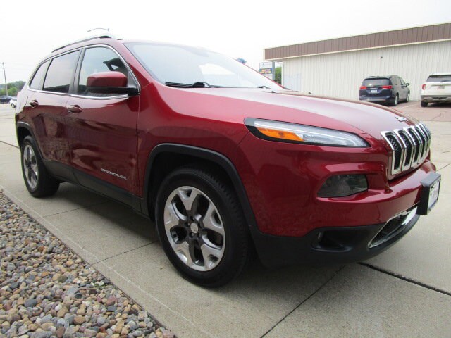 2017 Jeep Cherokee Limited photo 3