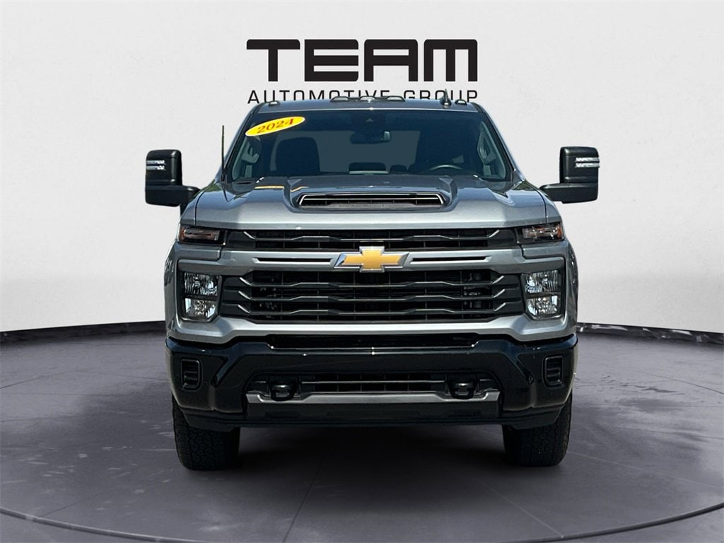 Used 2024 Chevrolet Silverado 2500HD Custom with VIN 2GC4YMEY8R1114894 for sale in Salisbury, NC