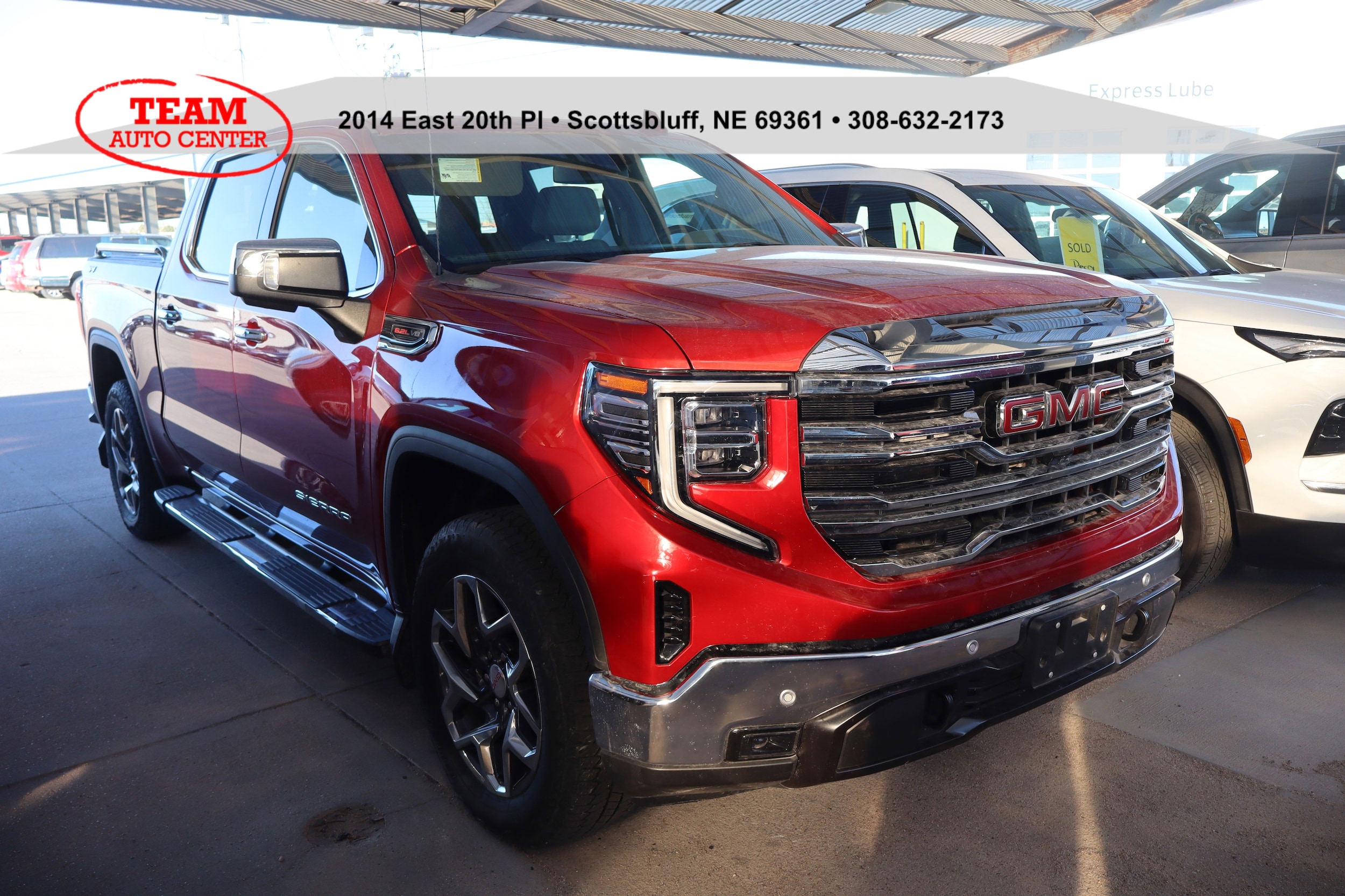 2024 GMC Sierra 1500 SLT's photo