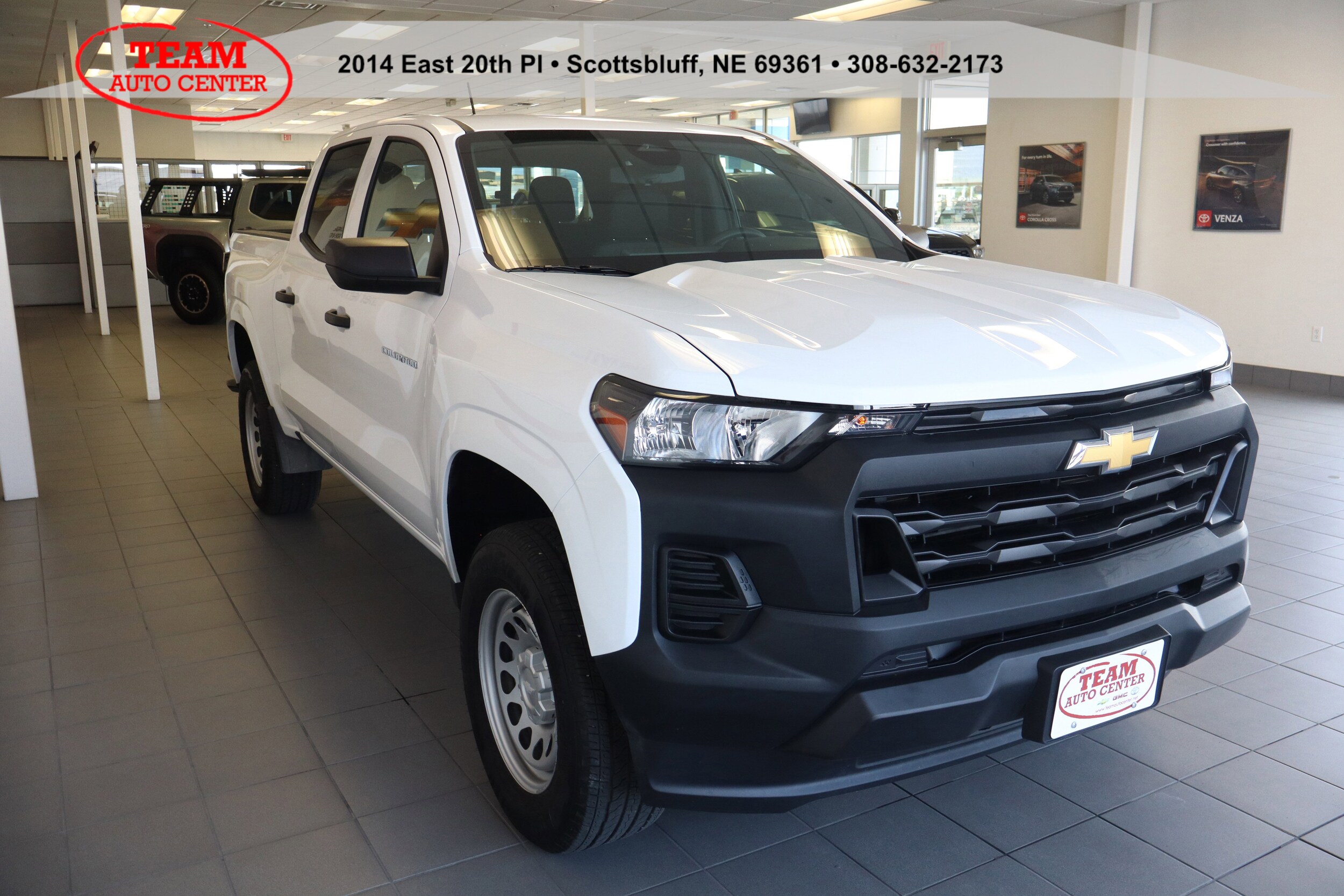 2025 Chevrolet Colorado Work Truck photo 3