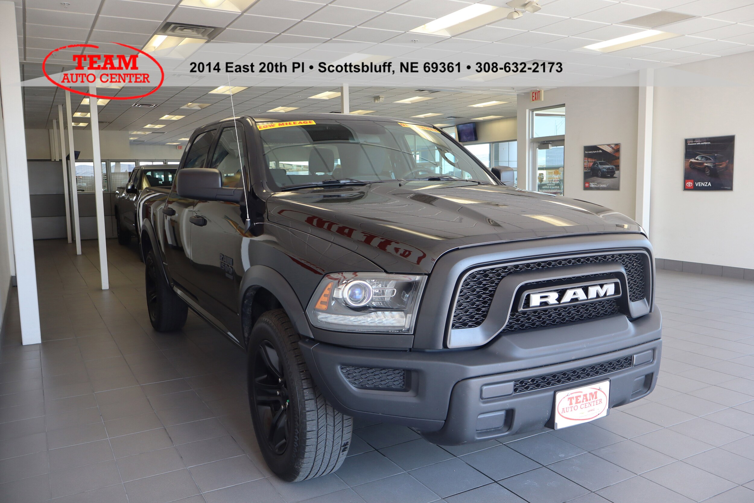 2024 Ram 1500 Classic Warlock photo 4