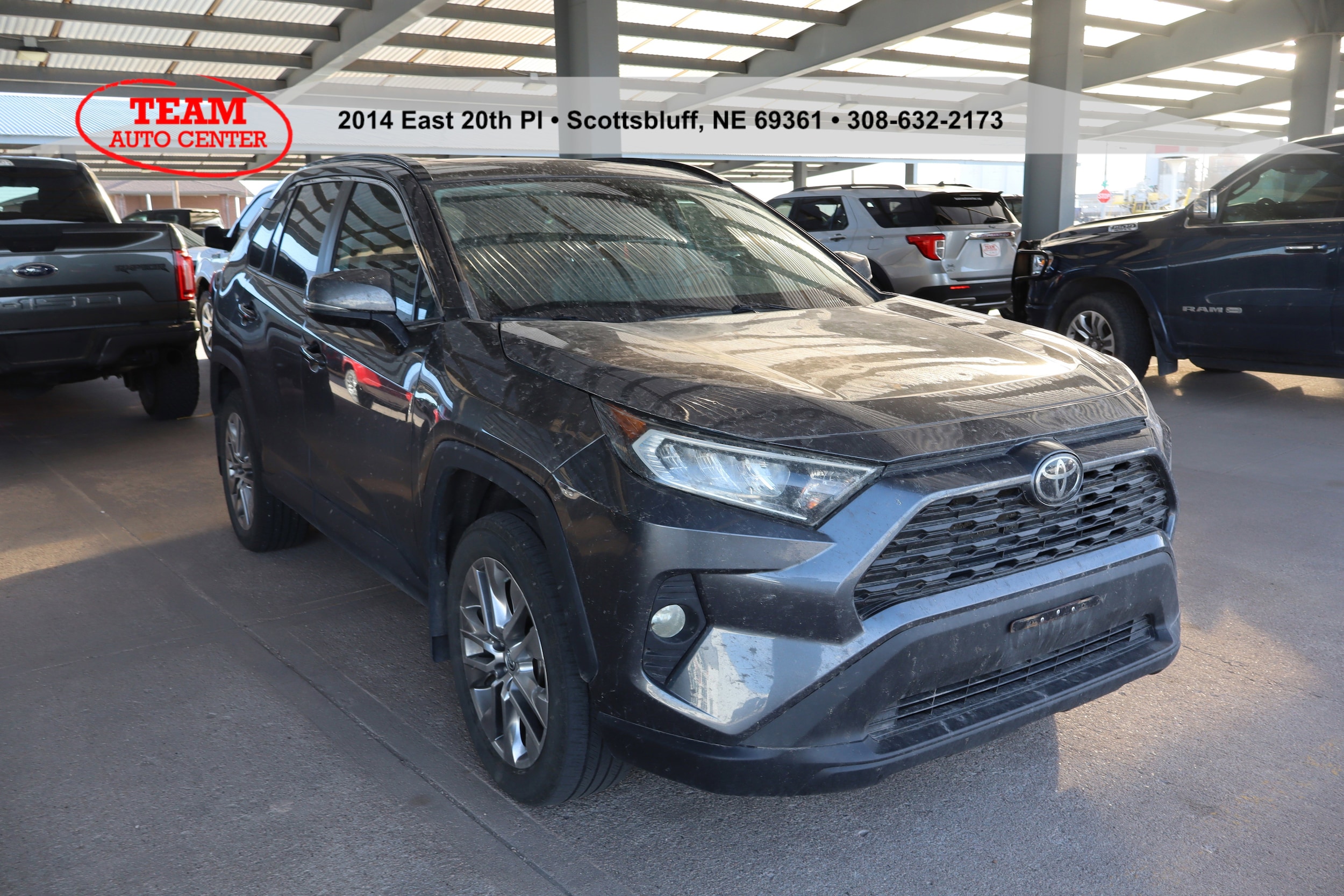 2019 Toyota RAV4 XLE Premium's photo