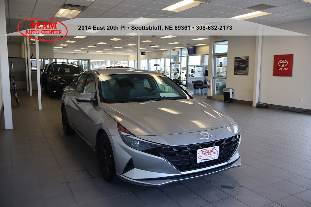 Used 2022 Hyundai Elantra SEL Car