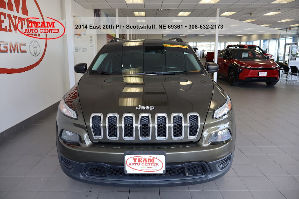 Used 2015 Jeep Cherokee Sport Sport Utility
