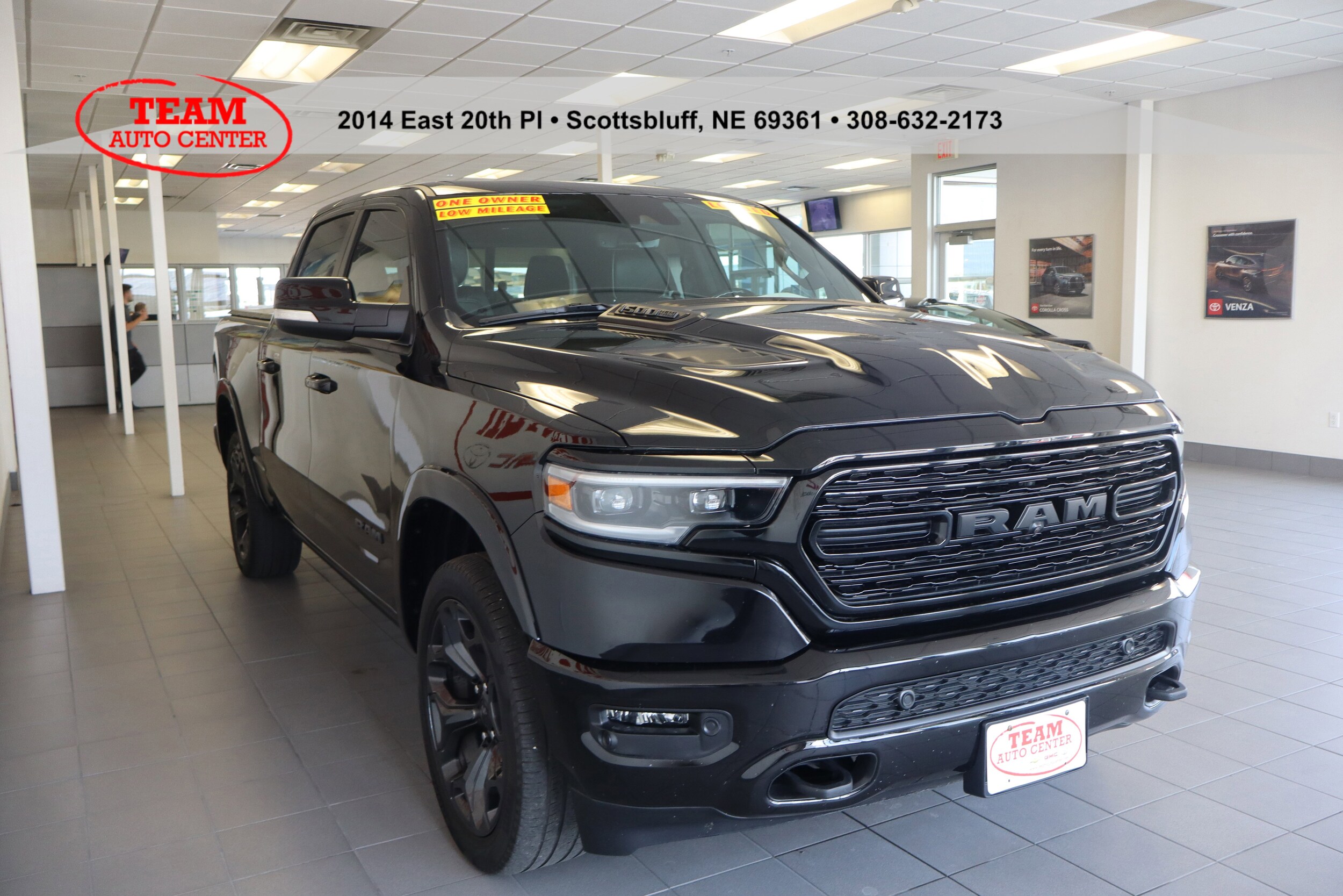 2022 Ram 1500 Limited photo 3