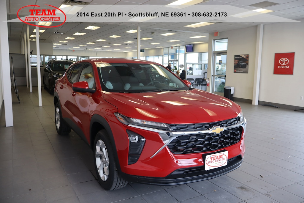 New 2026 Chevrolet Trax LS SUV