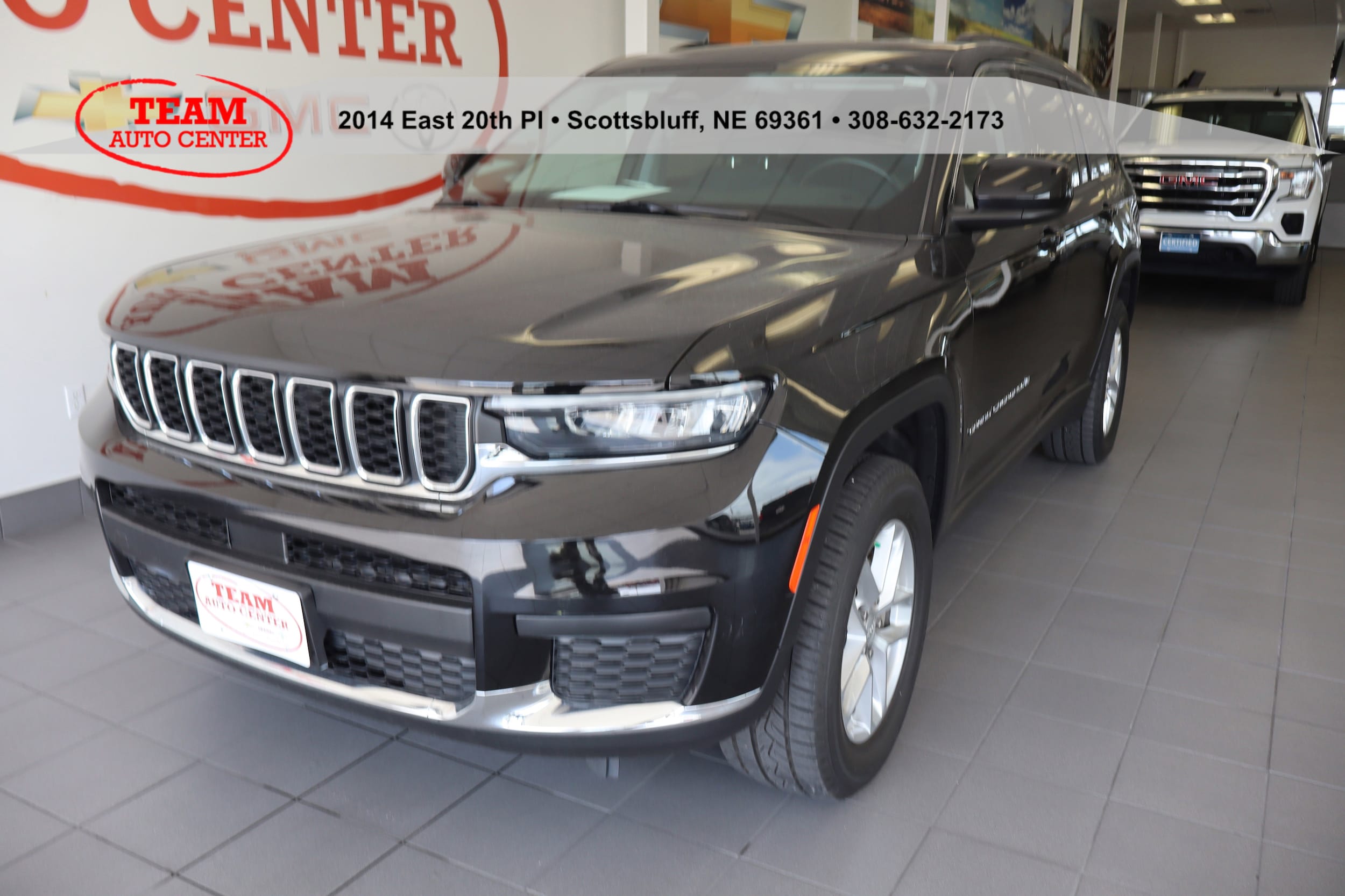 Used 2021 Jeep Grand Cherokee L Laredo with VIN 1C4RJKAG0M8150564 for sale in Scottsbluff, NE