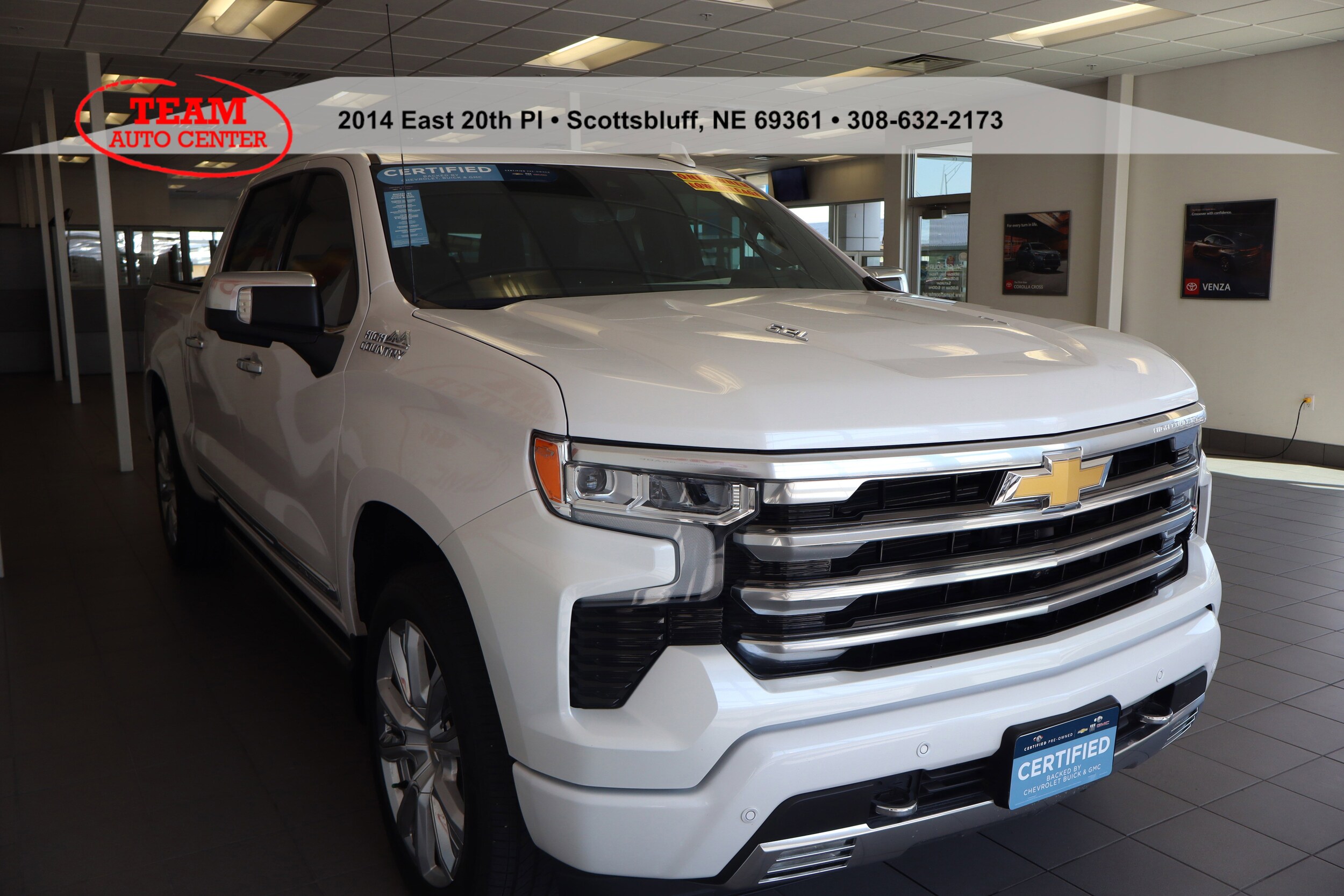 2024 Chevrolet Silverado 1500 High Country photo 3
