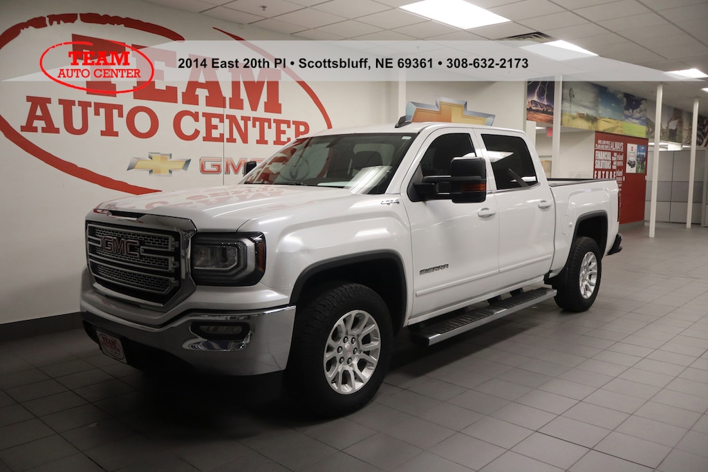 Used 2017 GMC Sierra 1500 SLE Crew Cab Pickup