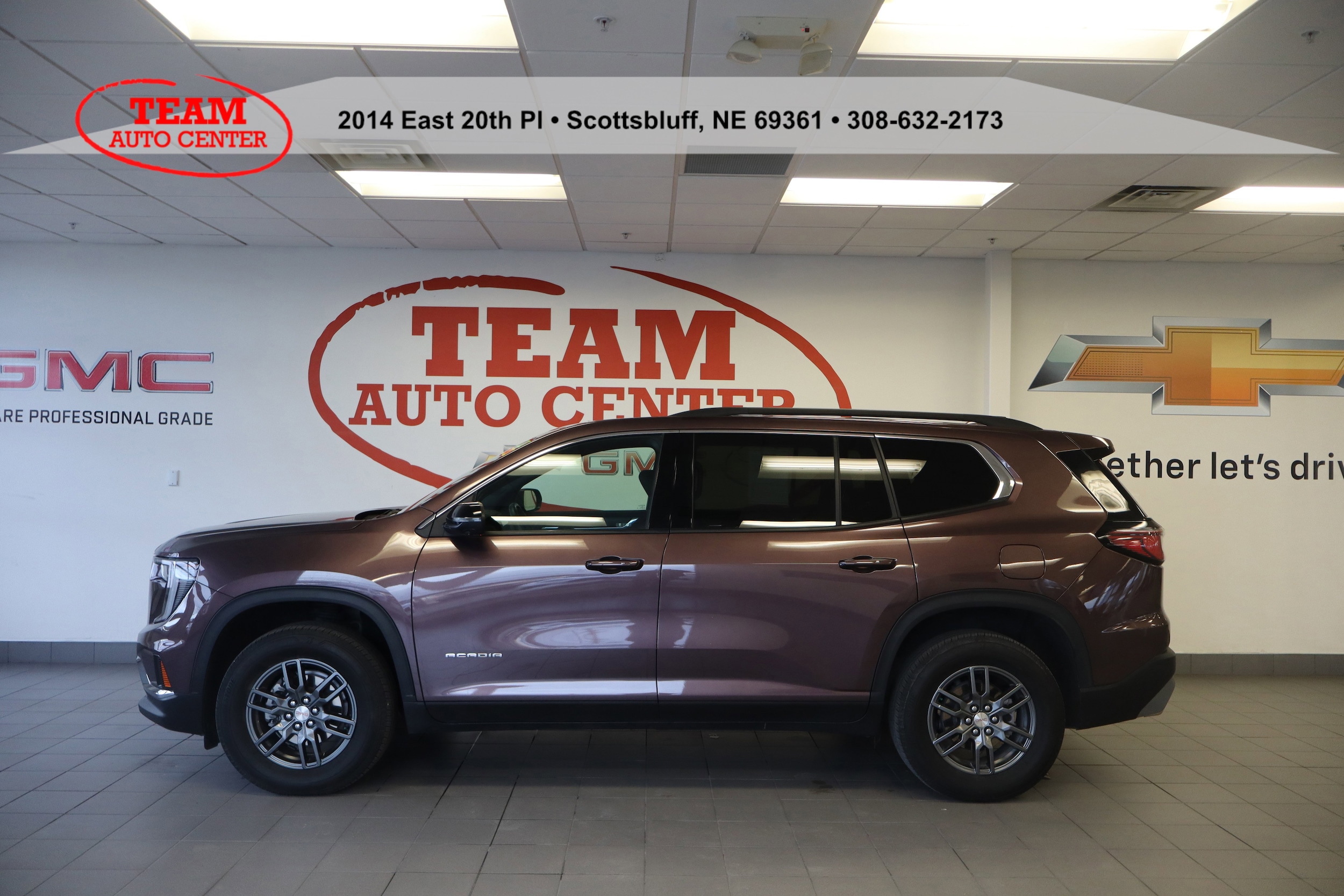 2025 GMC Acadia Elevation's photo