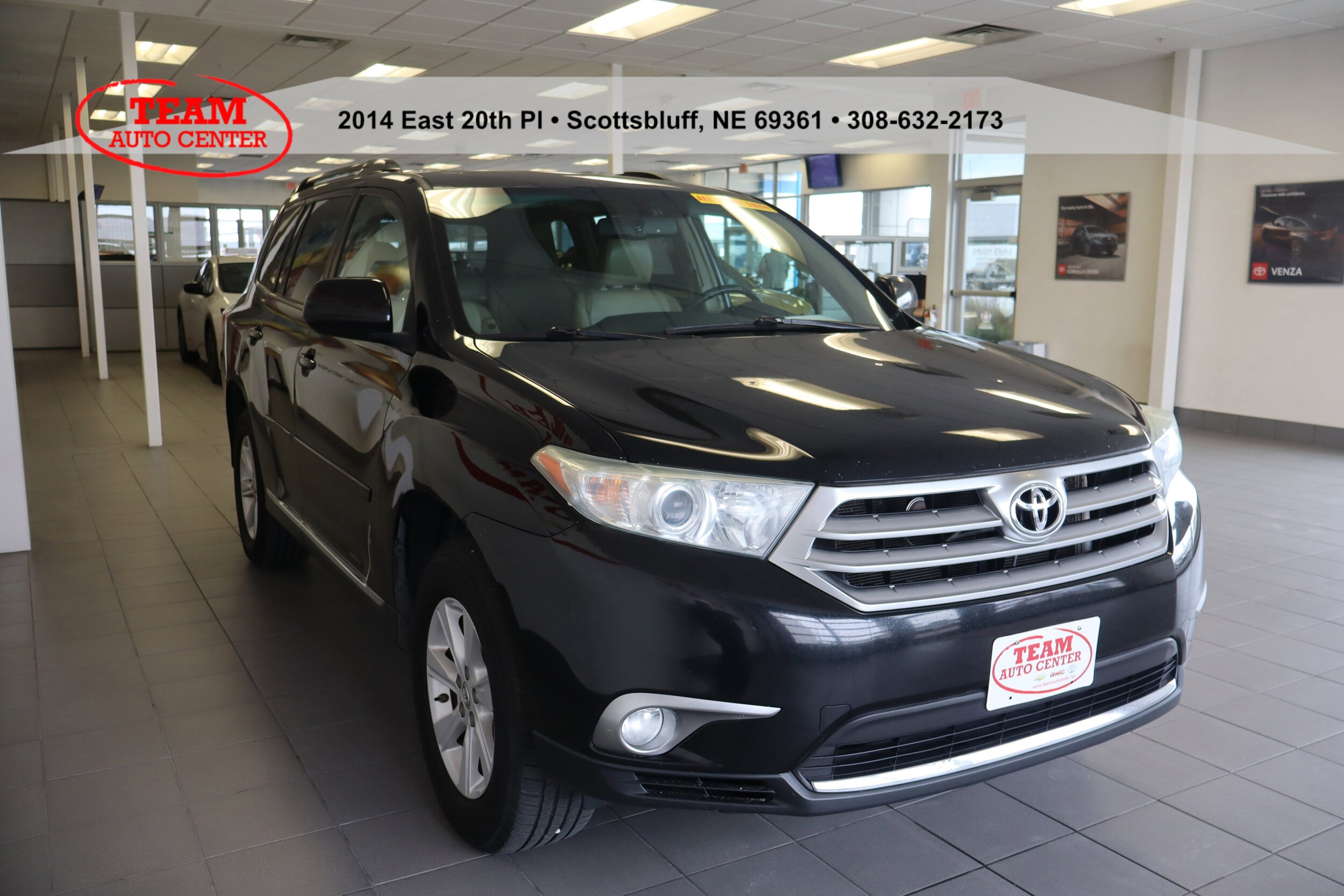 2013 Toyota Highlander Base Hybrid photo 3