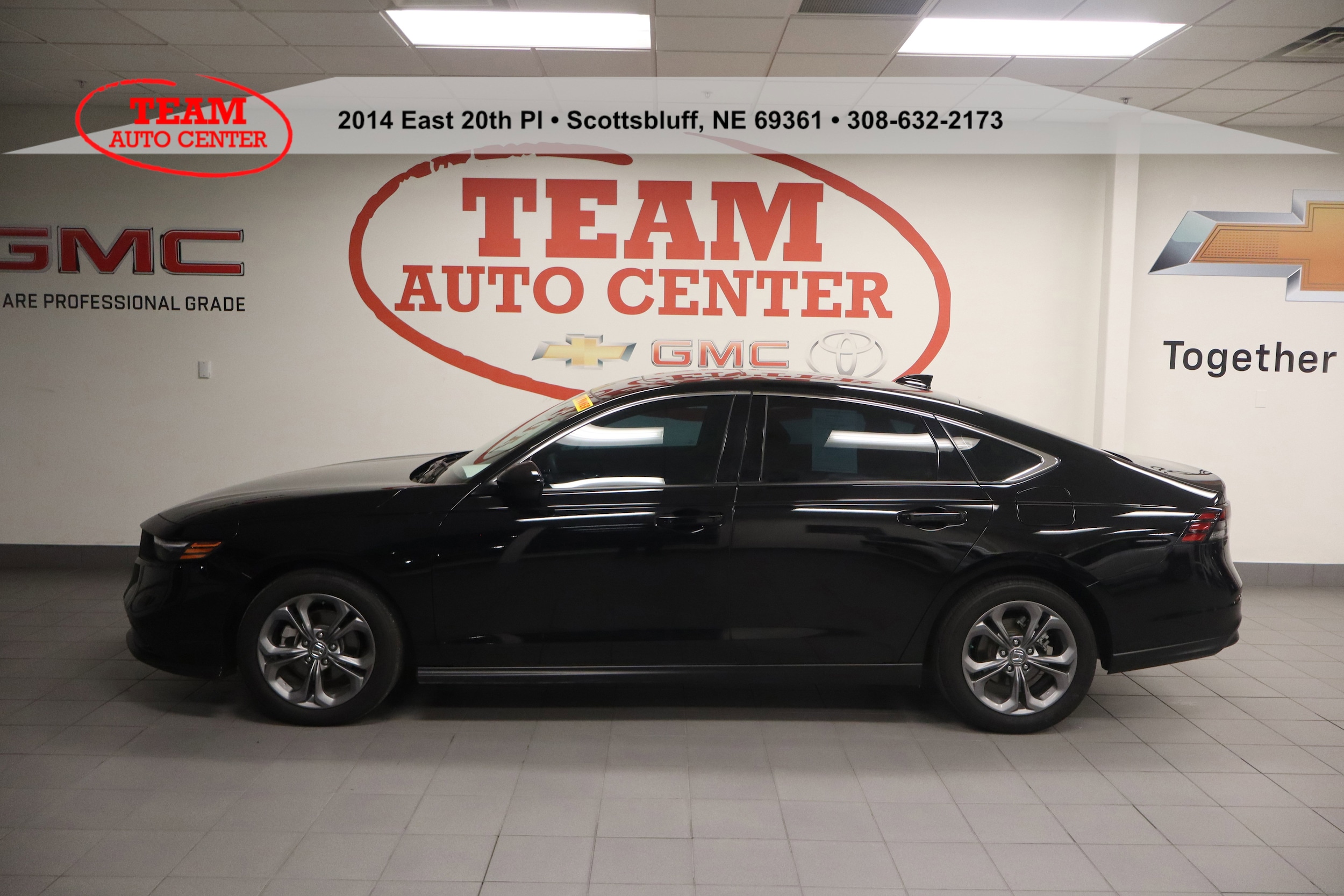 2024 Honda Accord EX's photo