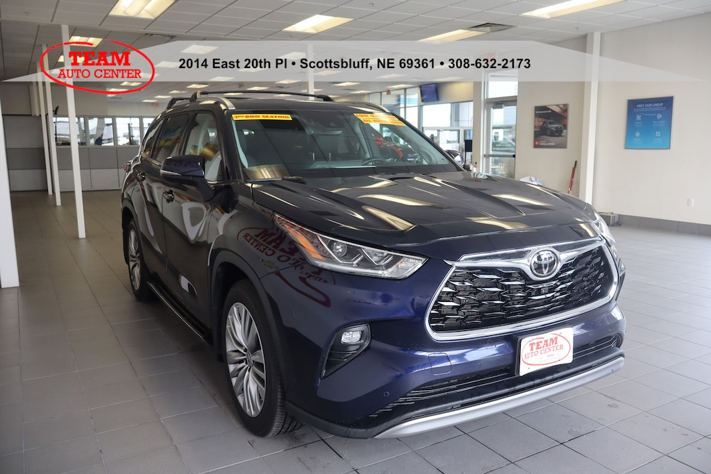 Used 2023 Toyota Highlander L Sport Utility