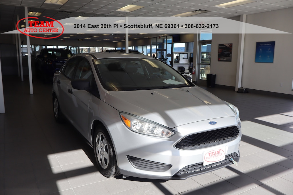 Used 2016 Ford Focus S Car
