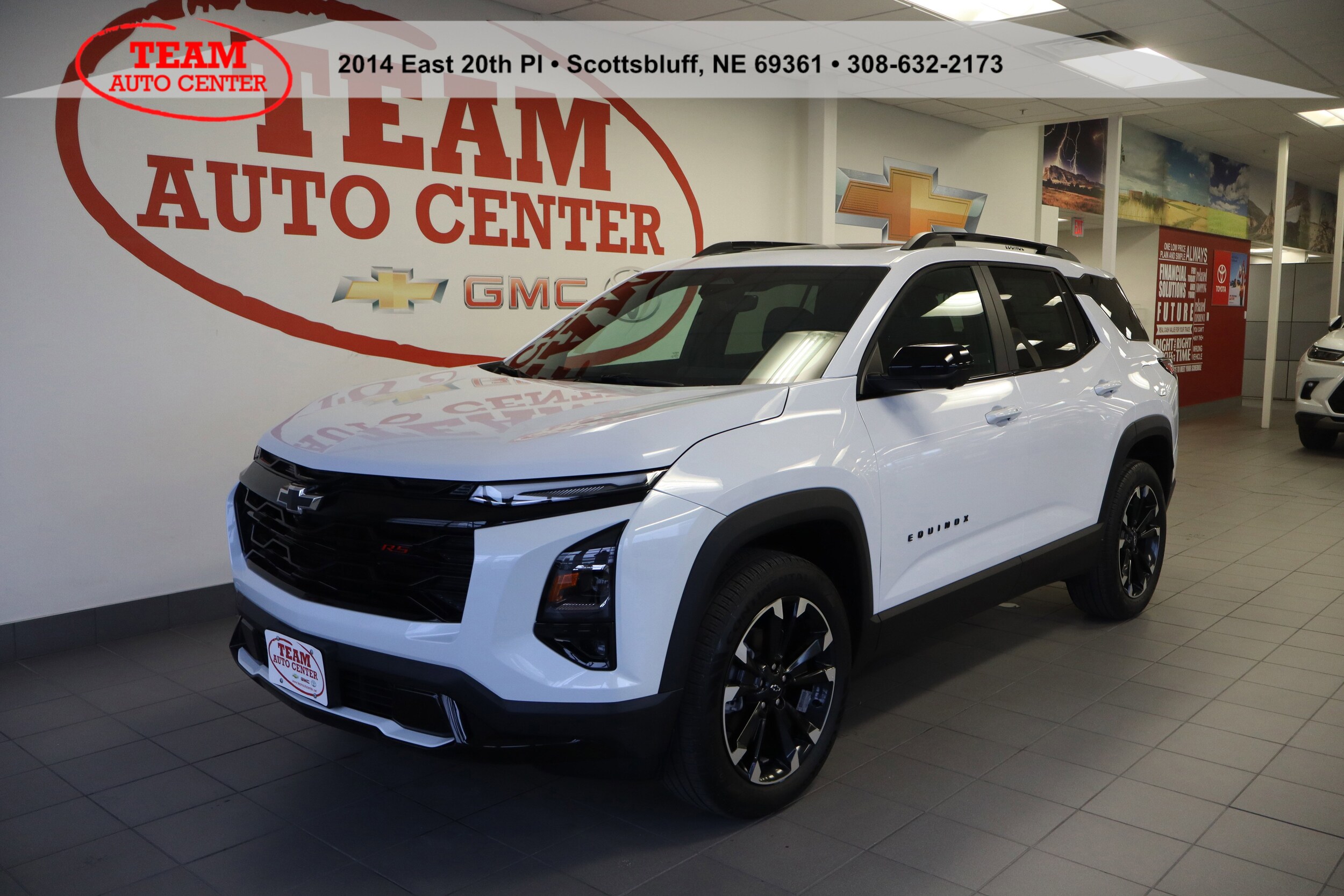 2026 Chevrolet Equinox RS photo 2