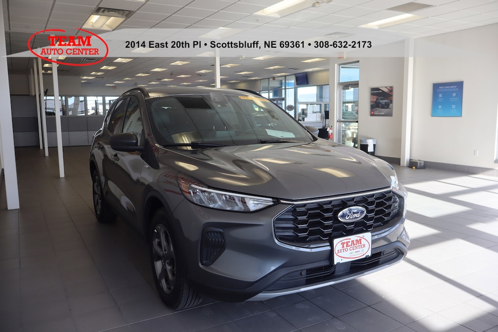 Used 2025 Ford Escape ST-Line Sport Utility