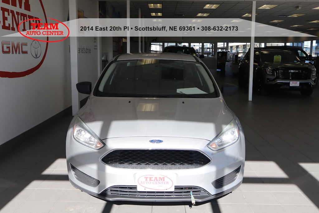Used 2016 Ford Focus S Car