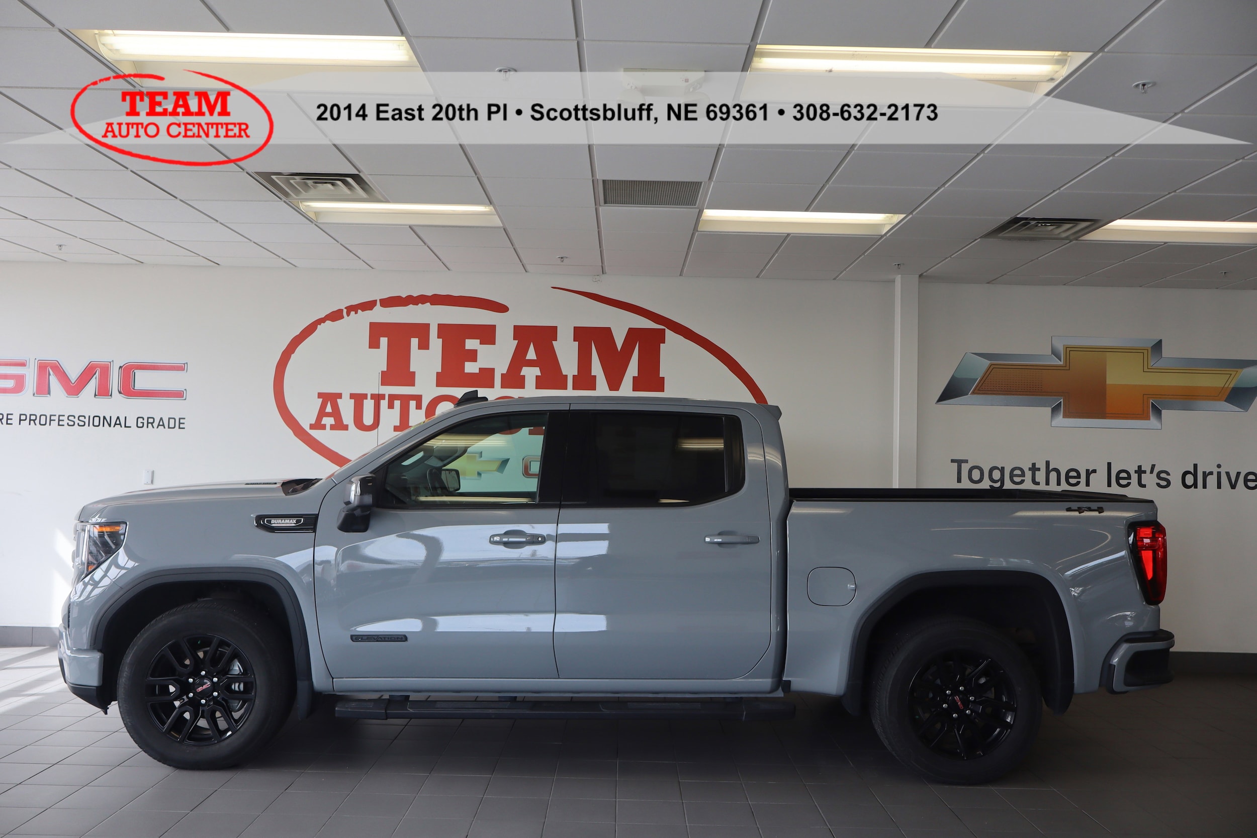 2024 GMC Sierra 4WD Crew Cab Short Box Elevation's photo