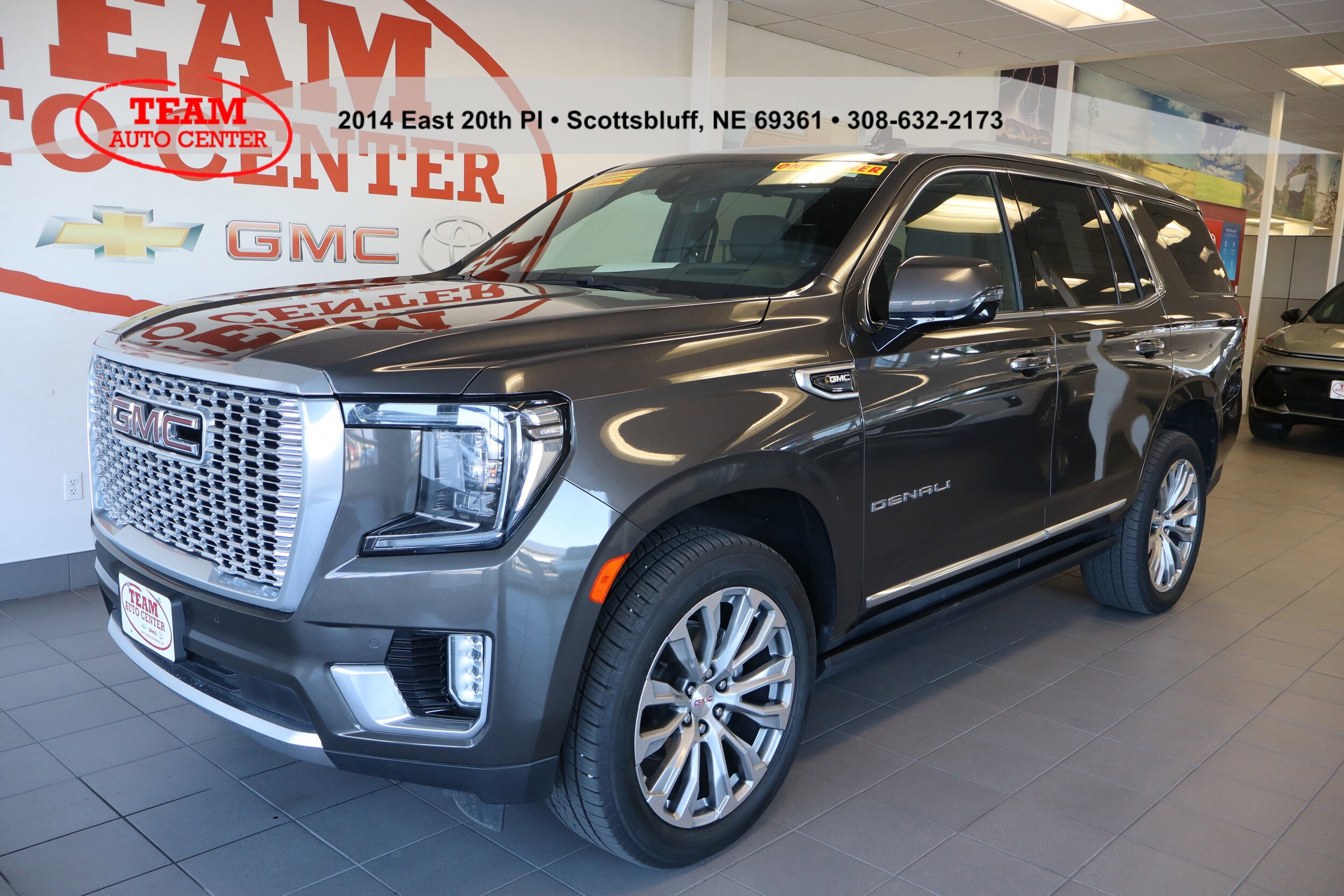 2021 Gmc Yukon Denali photo 2
