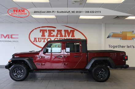 2021 Jeep Gladiator Sport Crew Cab Pickup