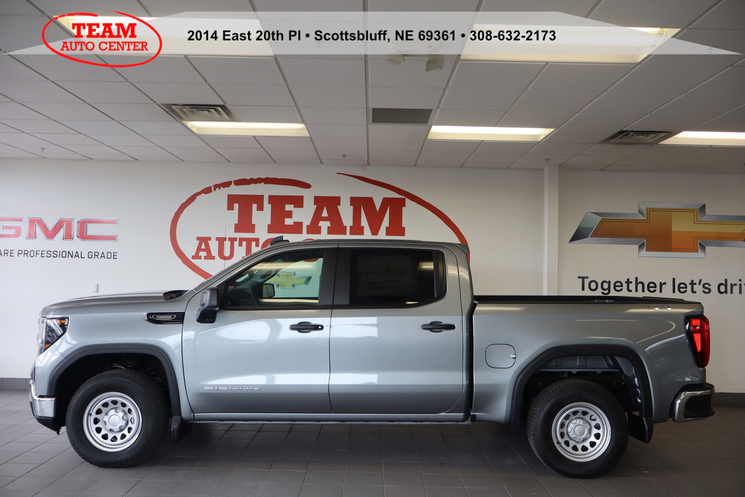 2026 GMC Sierra 4WD Crew Cab Short Box Pro's photo