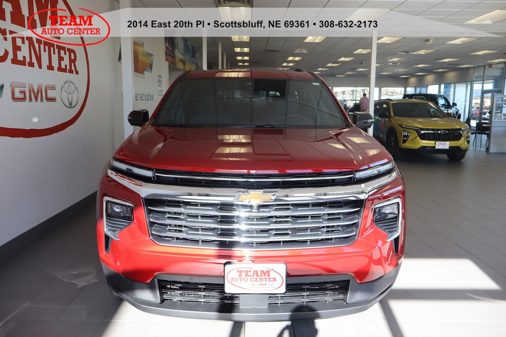 New 2026 Chevrolet Traverse FWD LT SUV