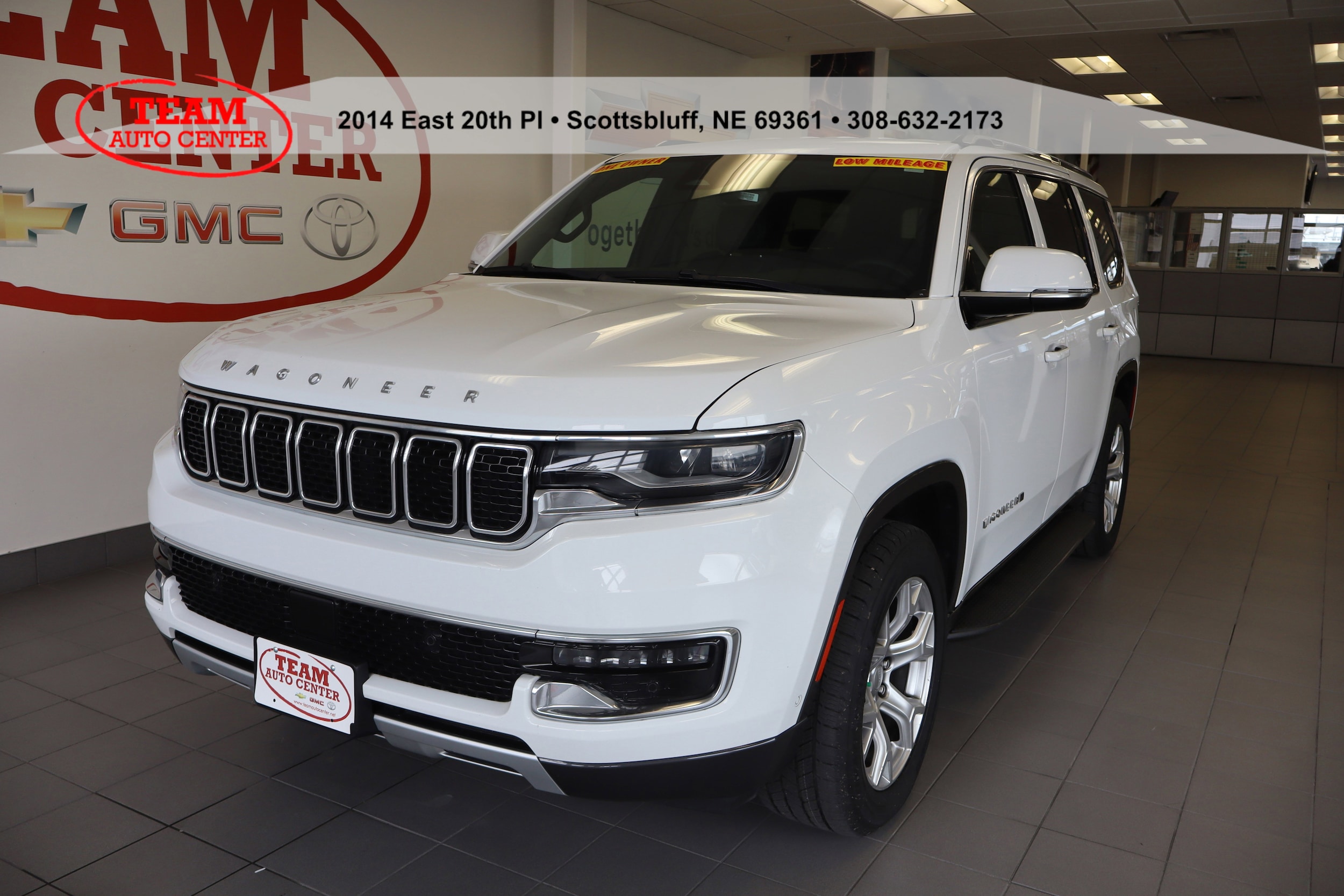 Used 2022 Jeep Wagoneer Series II with VIN 1C4SJVBT4NS216505 for sale in Scottsbluff, NE