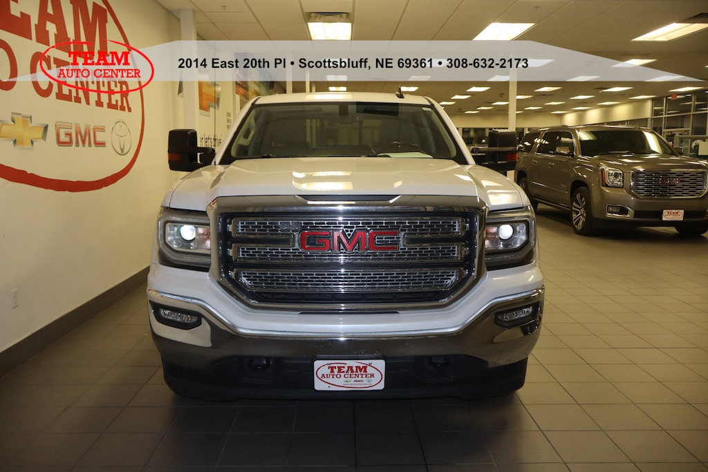 Used 2017 GMC Sierra 1500 SLE Crew Cab Pickup