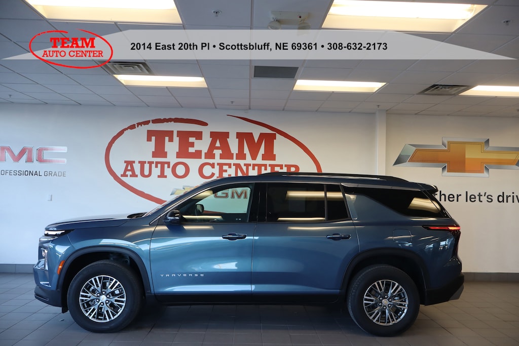 Certified 2025 Chevrolet Traverse AWD LT Sport Utility