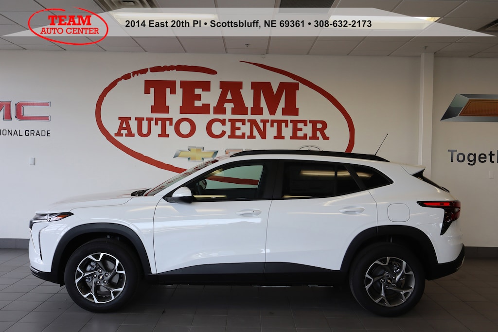 New 2026 Chevrolet Trax LT SUV