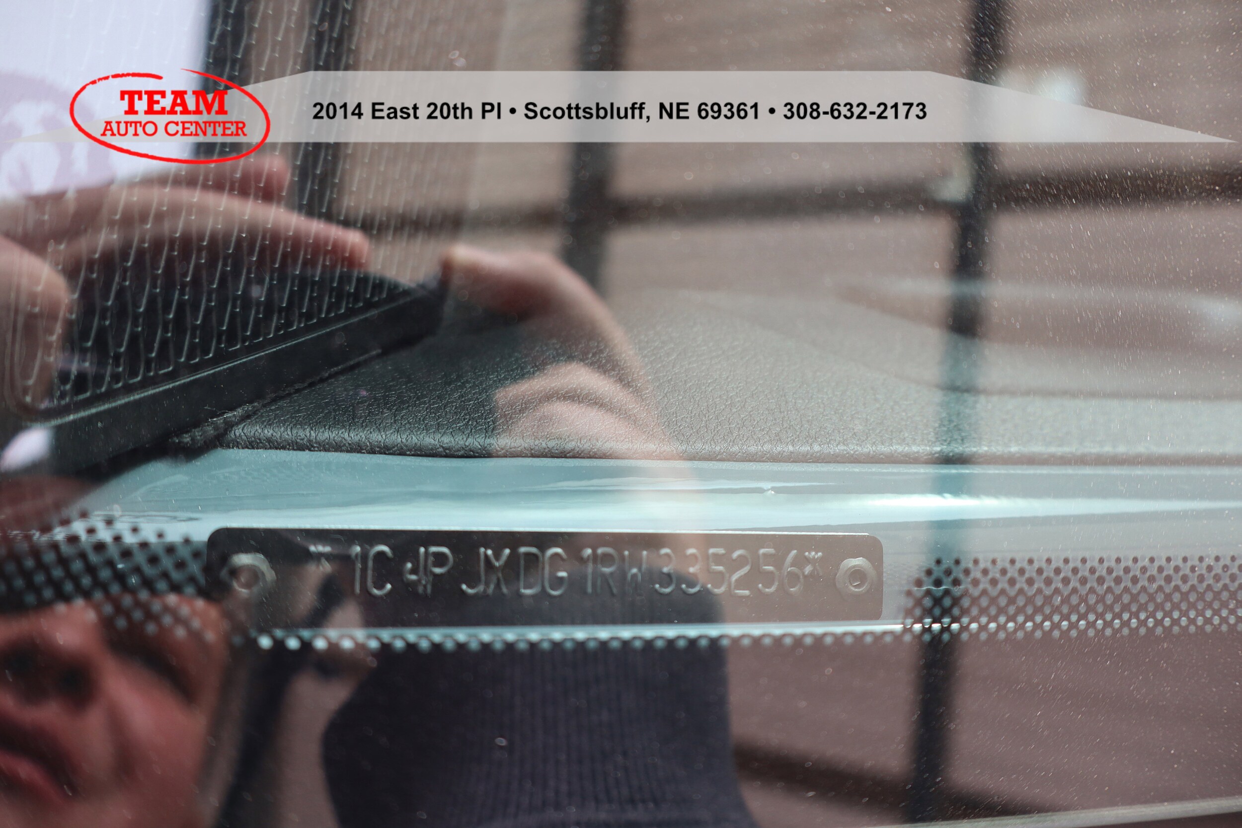 2024 Jeep Wrangler Willys photo 4