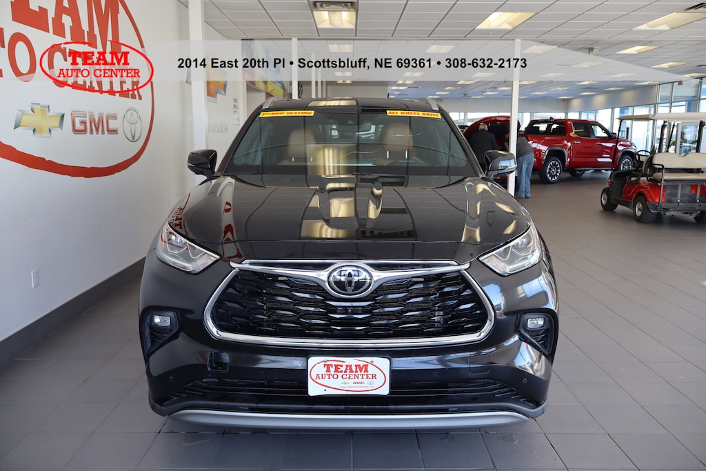 Used 2023 Toyota Highlander Platinum Sport Utility