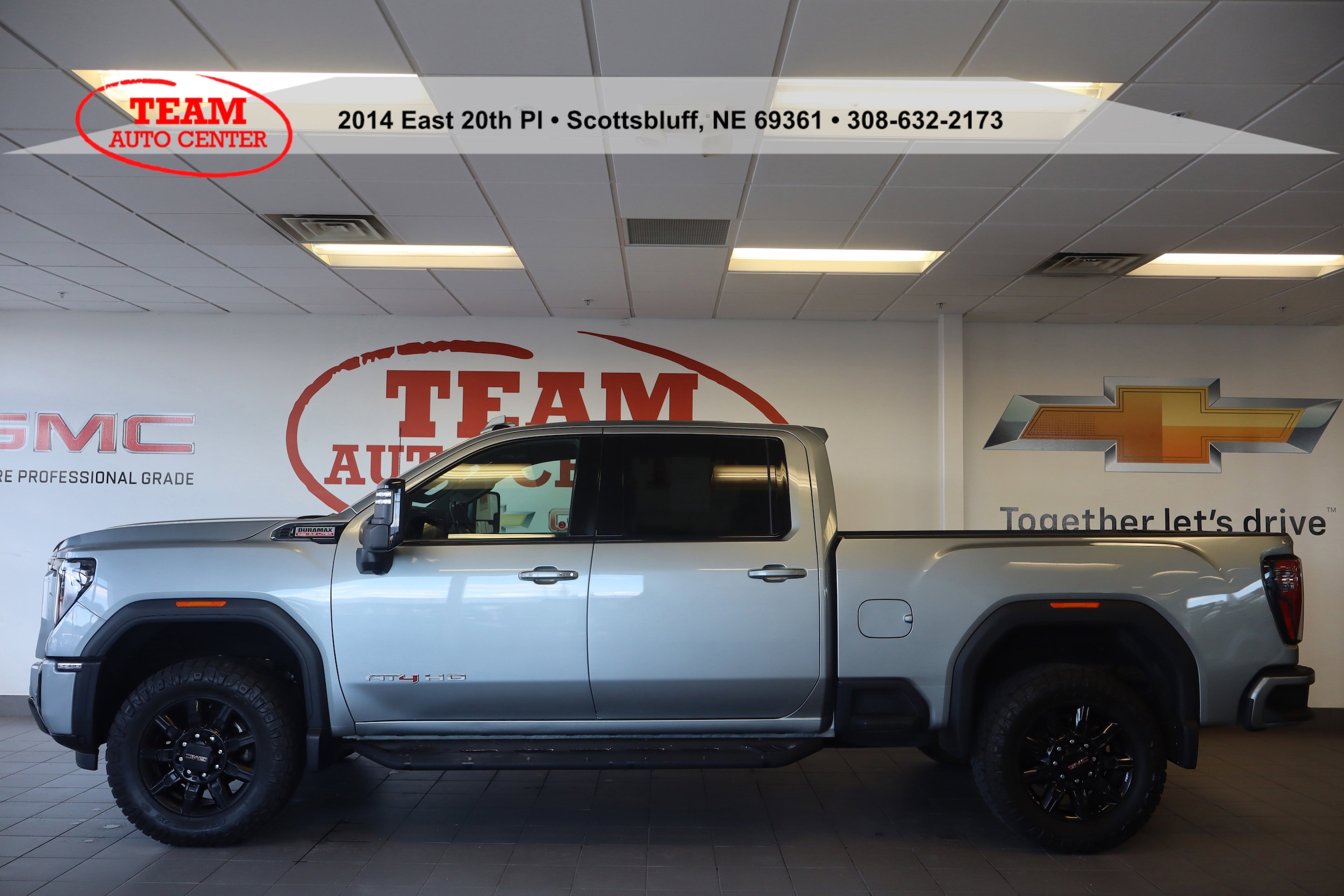 2024 GMC Sierra AT4 4WD Crew Cab Standard Box's photo