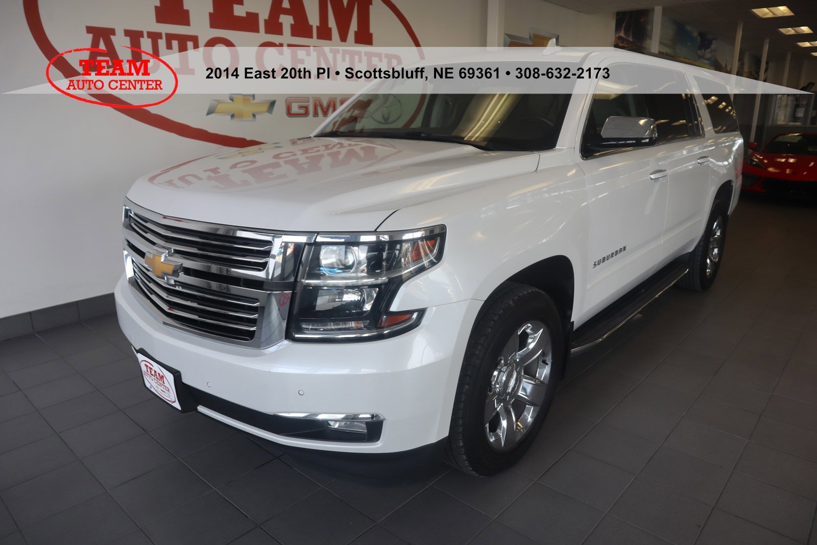 Used 2020 Chevrolet Suburban Premier with VIN 1GNSKJKJXLR286638 for sale in Scottsbluff, NE