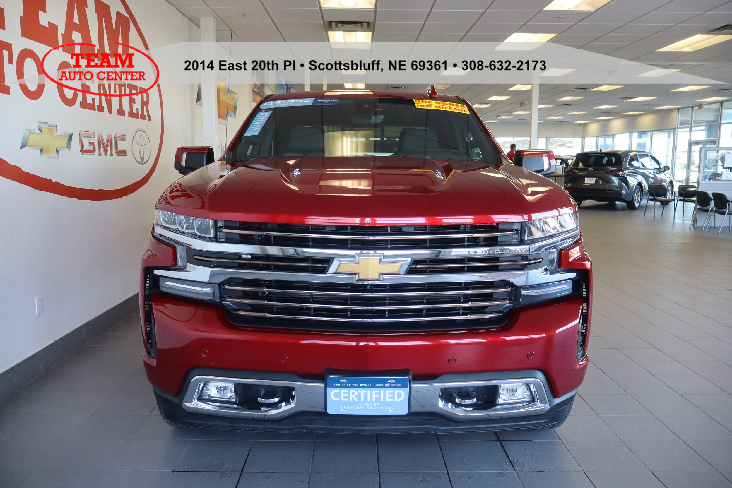 2022 Chevrolet Silverado 1500 High Country photo 3
