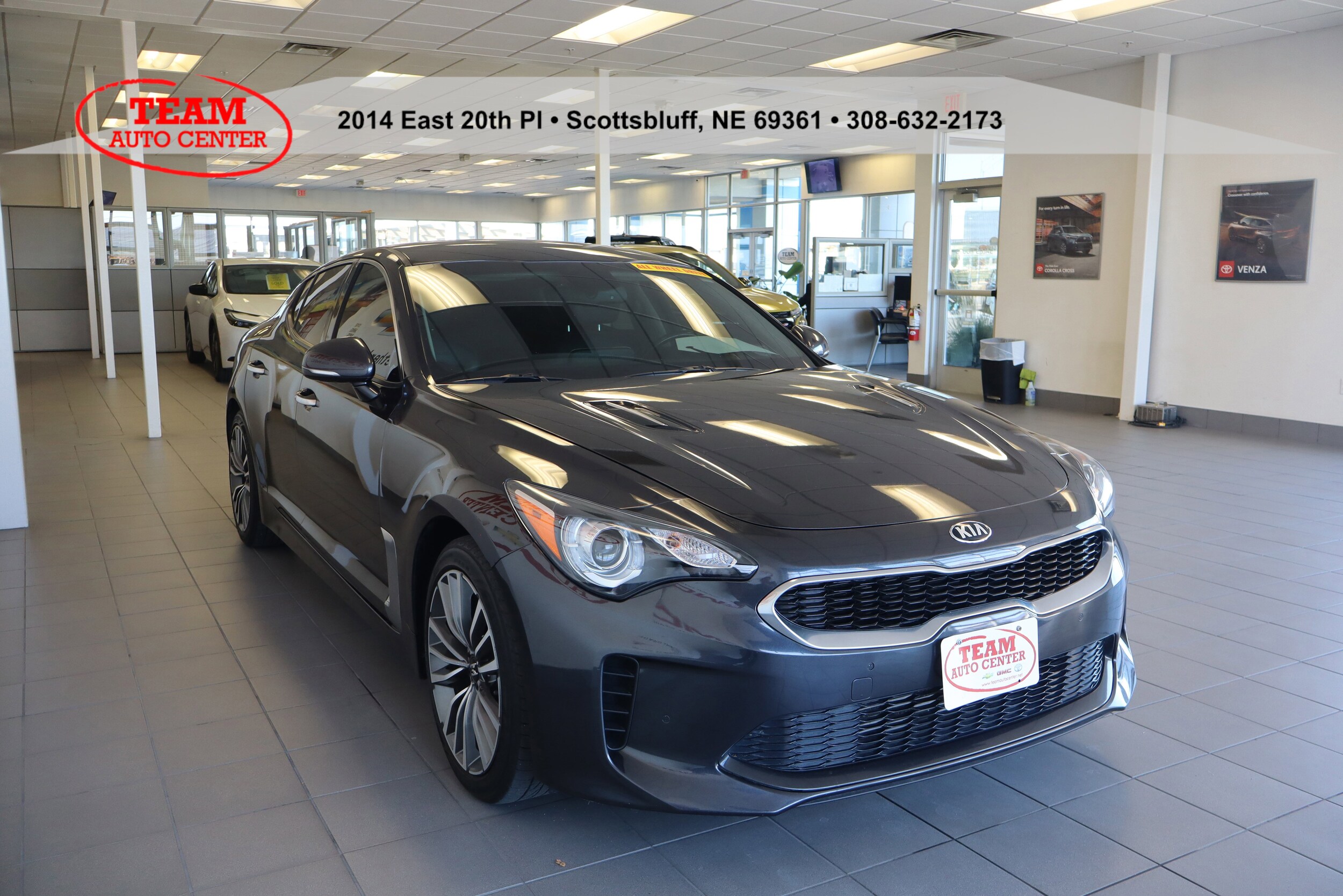 2019 Kia Stinger photo 4