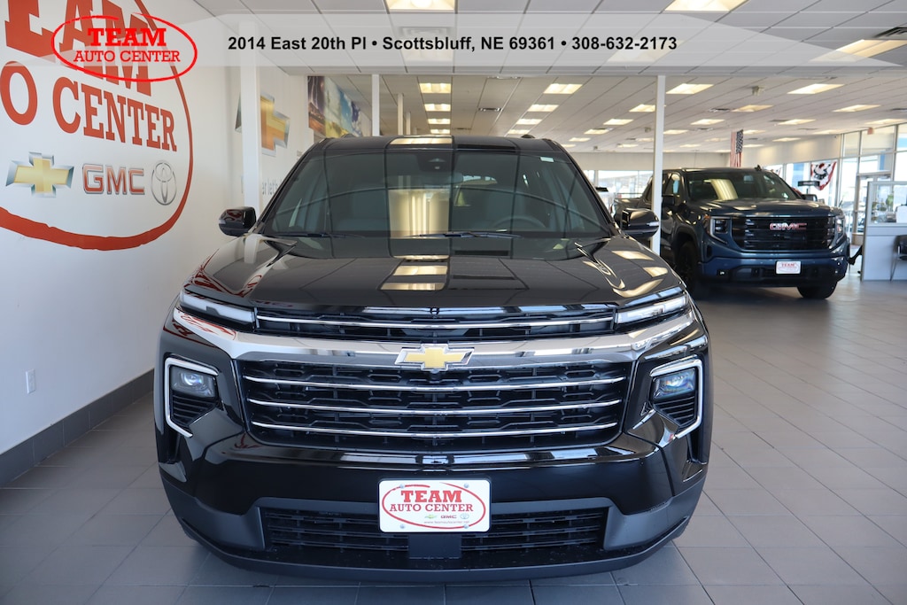 New 2026 Chevrolet Traverse FWD LT SUV