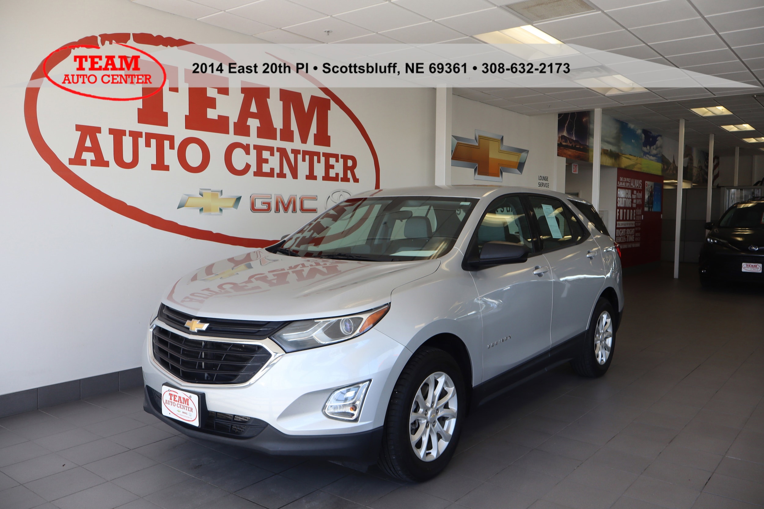 Used 2018 Chevrolet Equinox LS with VIN 2GNAXHEV6J6143957 for sale in Scottsbluff, NE