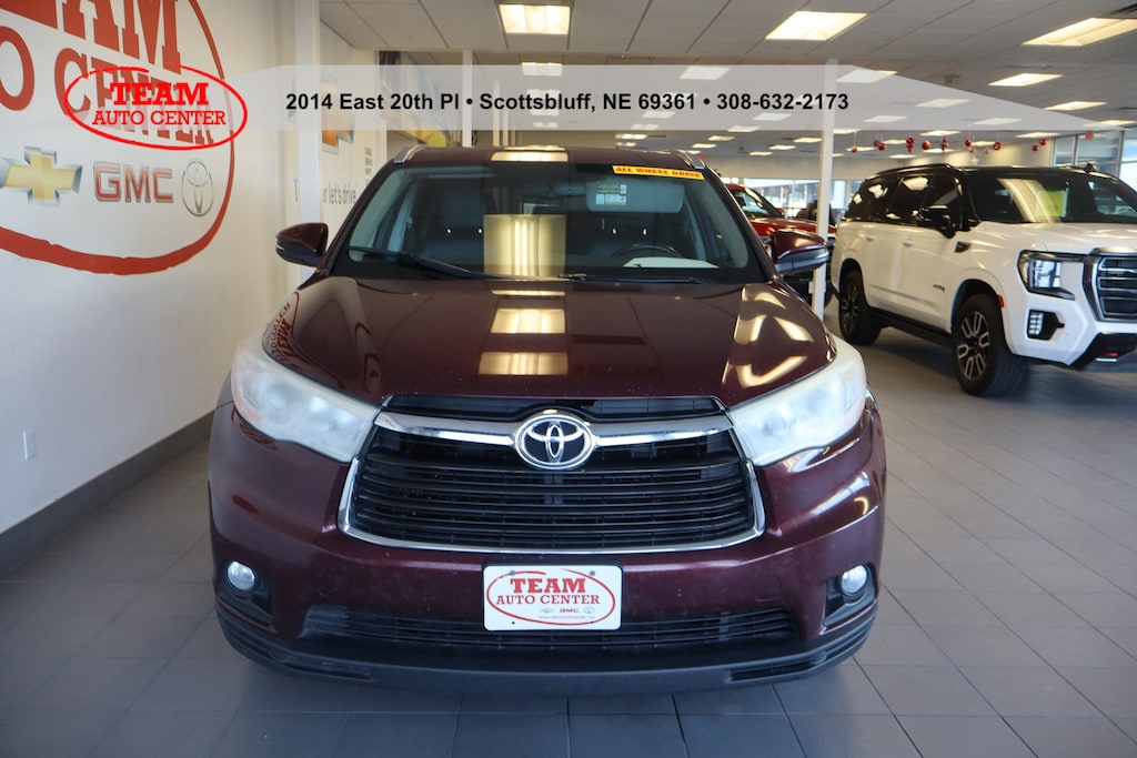 Used 2014 Toyota Highlander XLE Sport Utility