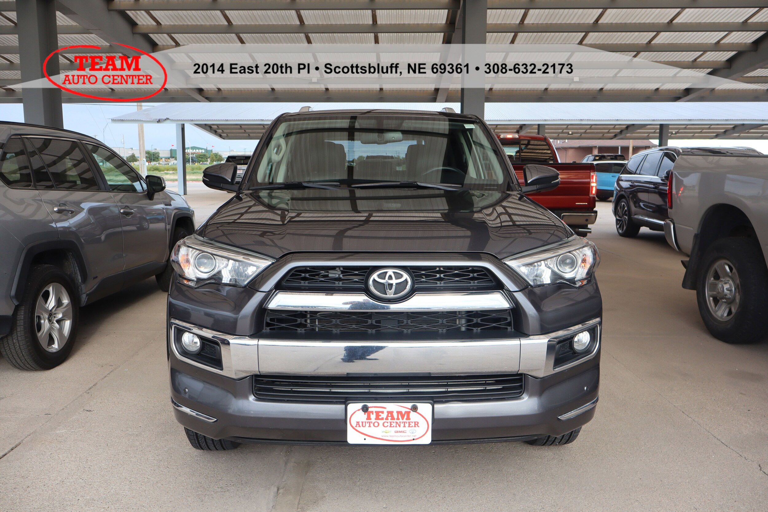 2019 Toyota 4Runner SR5 photo 2