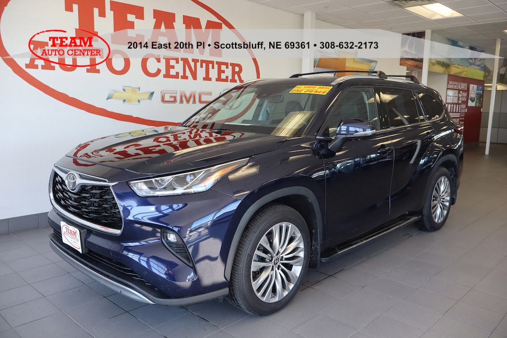 Used 2023 Toyota Highlander L Sport Utility