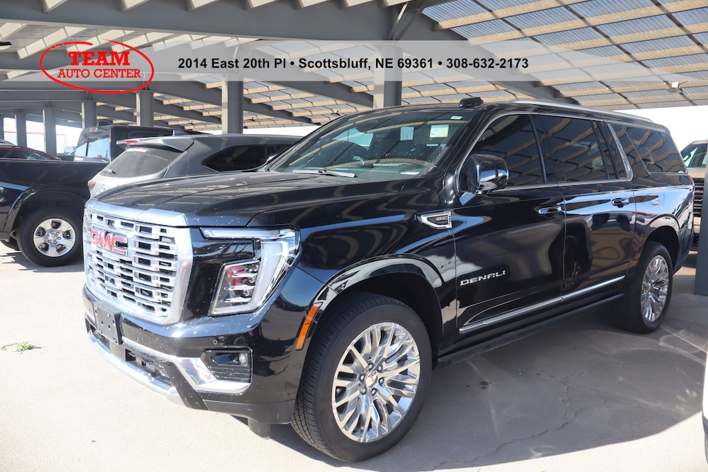 Used 2025 GMC Yukon XL Denali Sport Utility