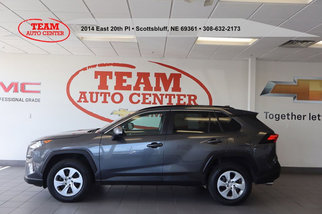 Used 2020 Toyota RAV4 LE Sport Utility