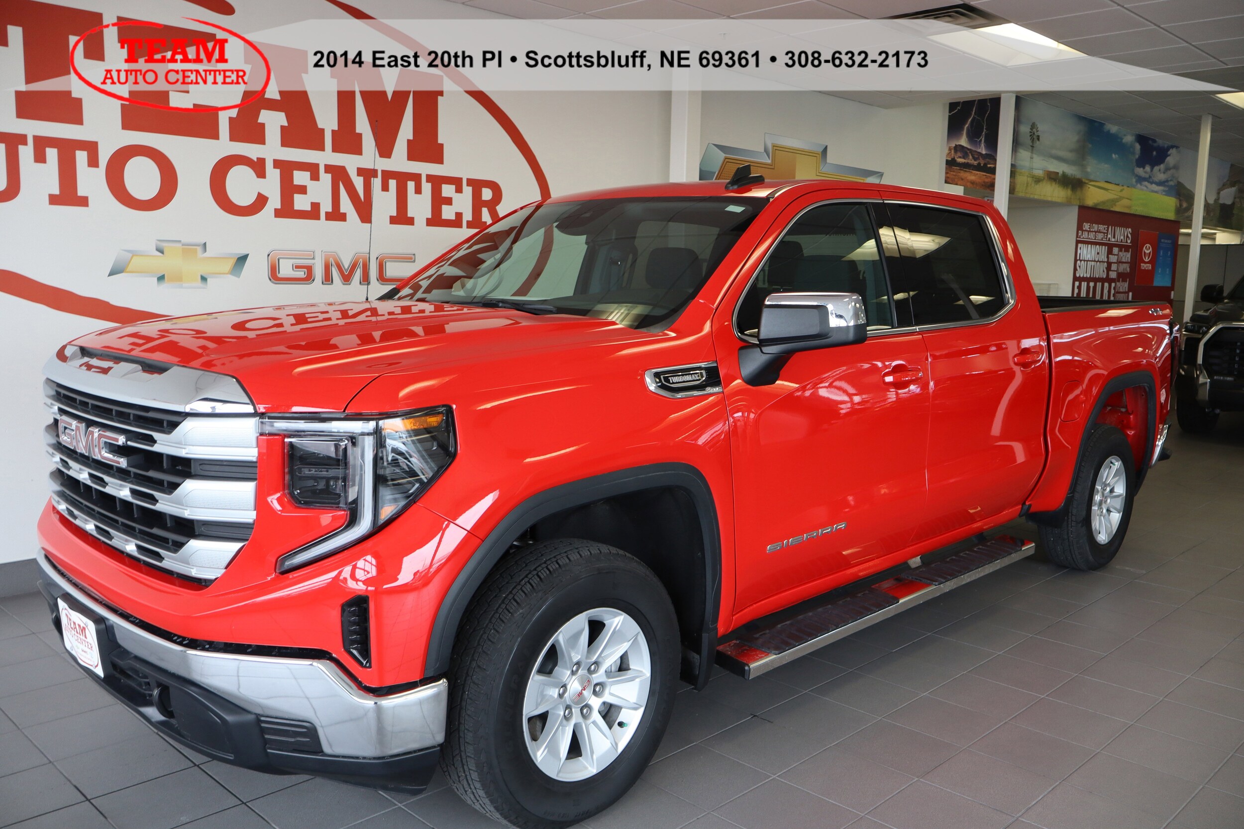 2025 Gmc Sierra 1500 SLE photo 2