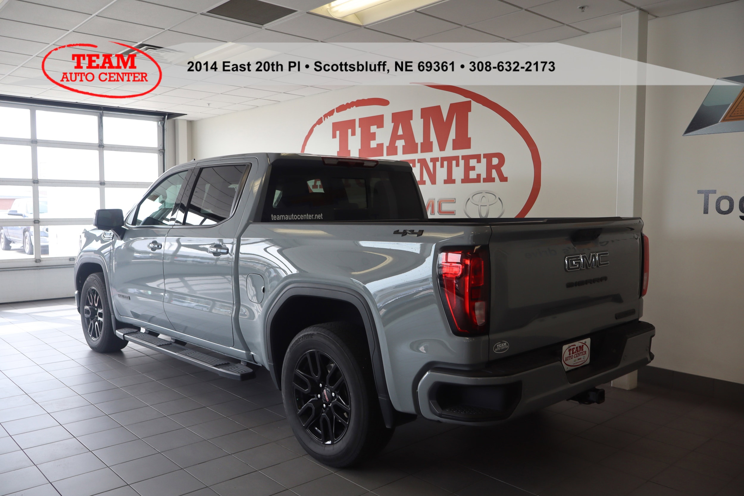 2024 GMC Sierra 1500 Elevation - Photo 11