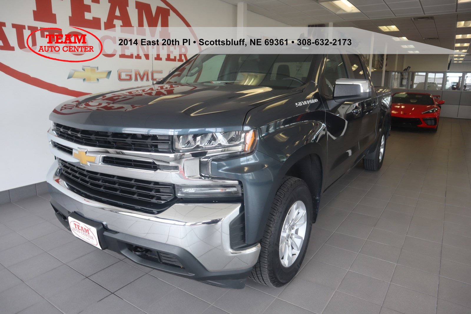 Used 2020 Chevrolet Silverado 1500 LT with VIN 1GCUYDED4LZ113530 for sale in Scottsbluff, NE